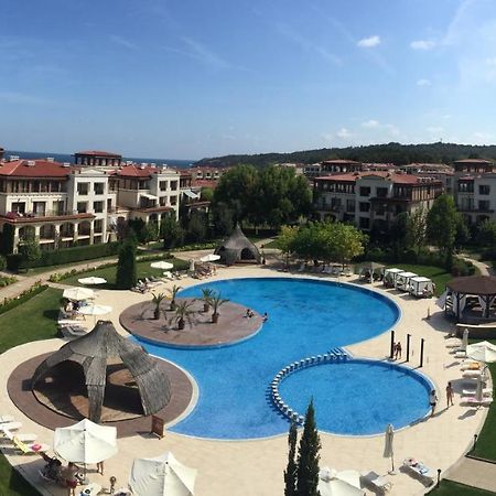Apartment 2Br, Тристаен In Complex Green Life Sozopol Exterior photo